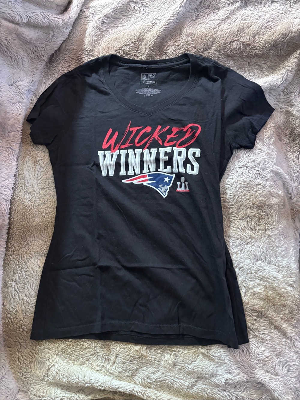 New England Patriots Wicked Winners small T- shirt